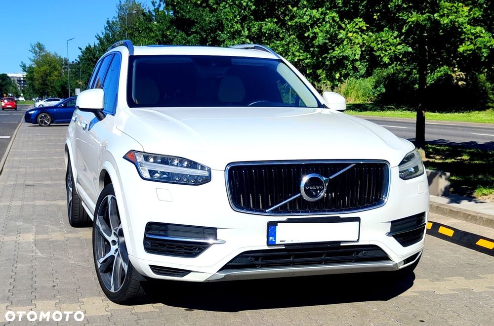 Volvo XC 90 T8 AWD Plug-In Hybrid Momentum 7os - 13