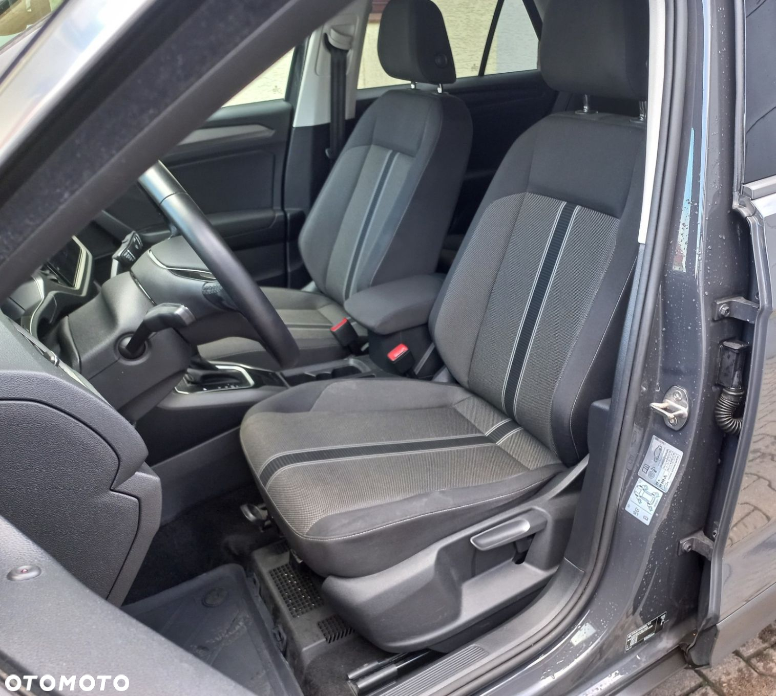 Volkswagen T-Roc - 26