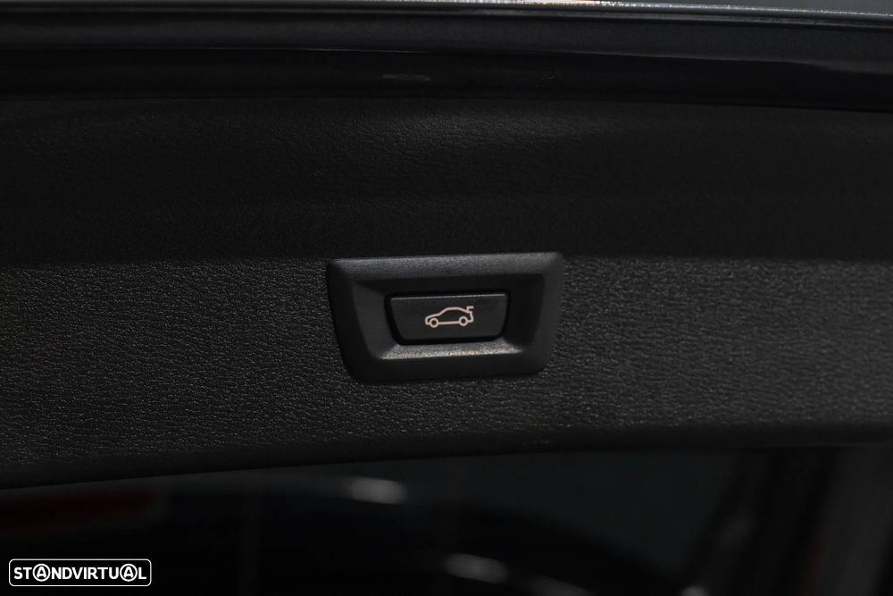 BMW X1 16 d sDrive Auto Pack M - 57