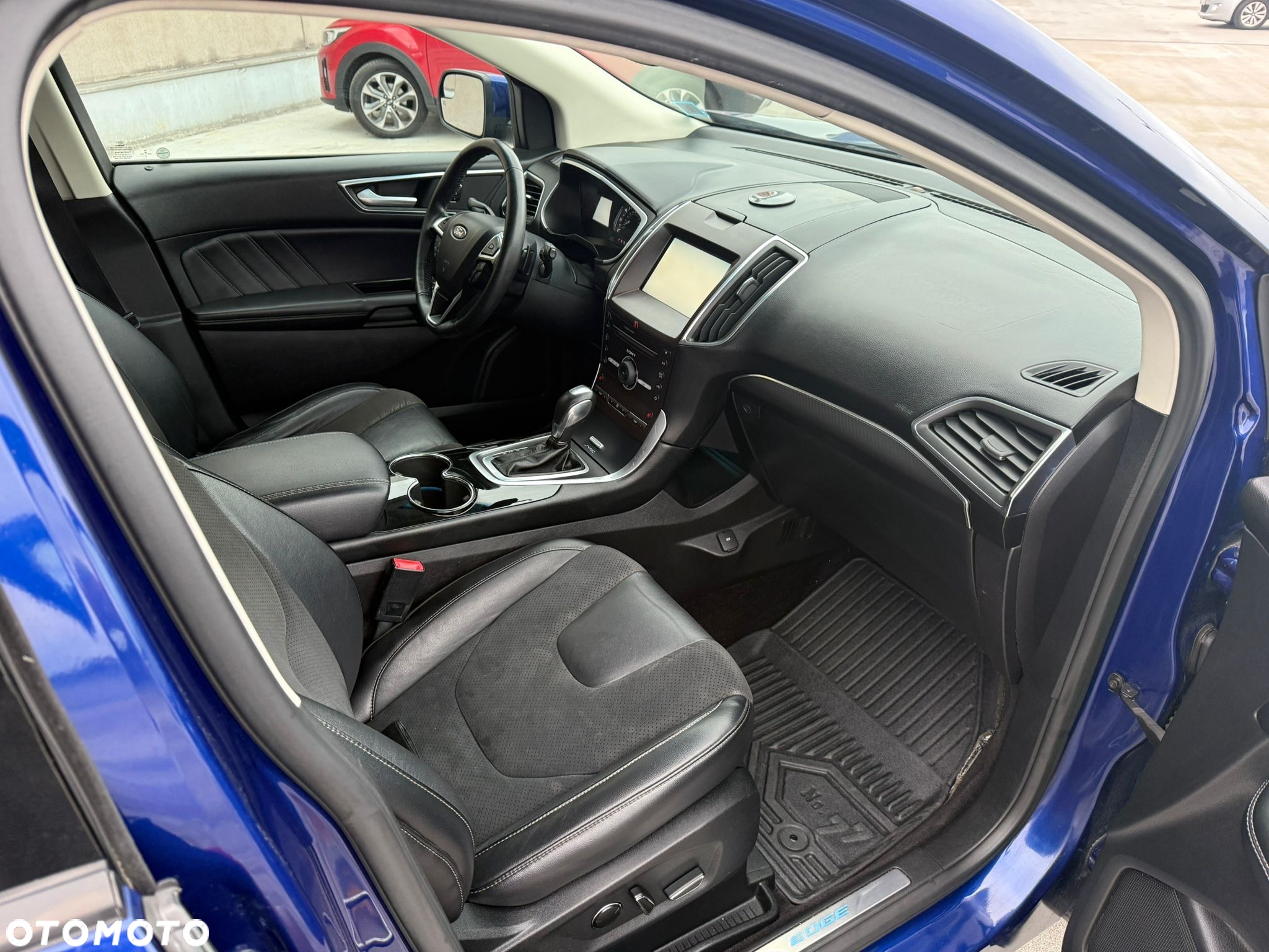 Ford Edge - 13