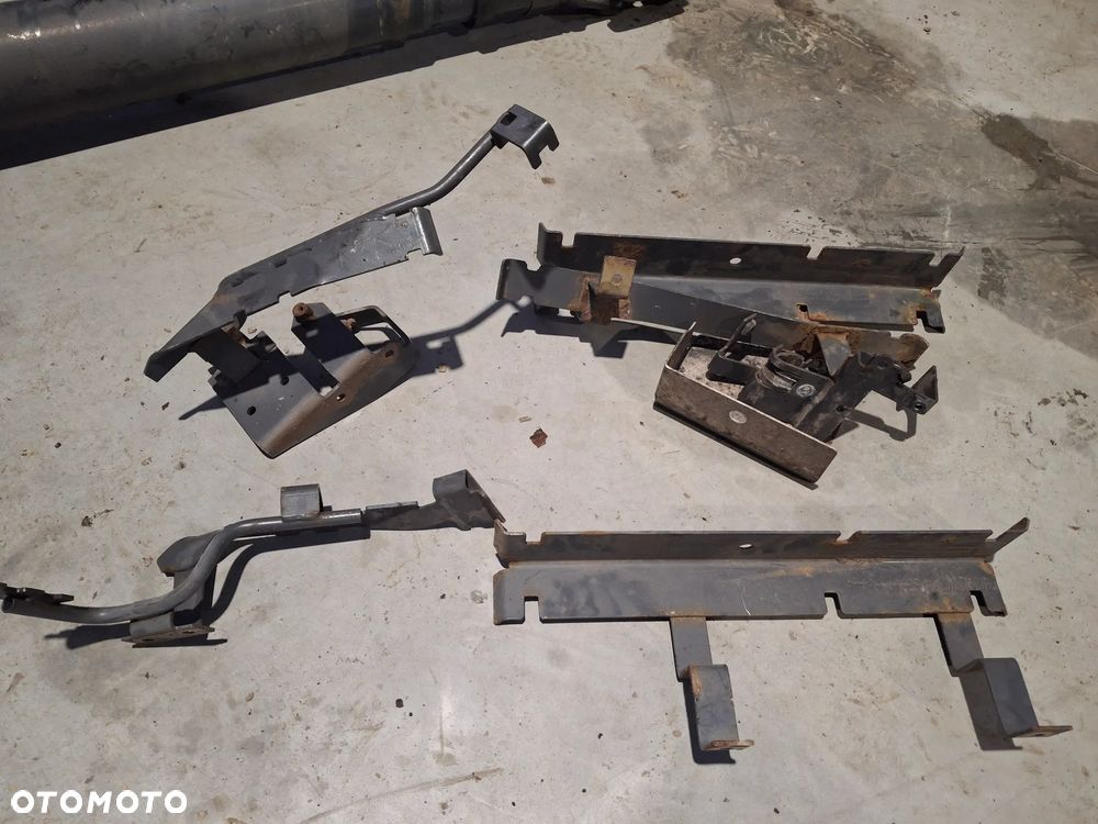 MOCOWANIE UCHWYTY RAMY  DAF CF 400 XF 106 EURO 6 - 4