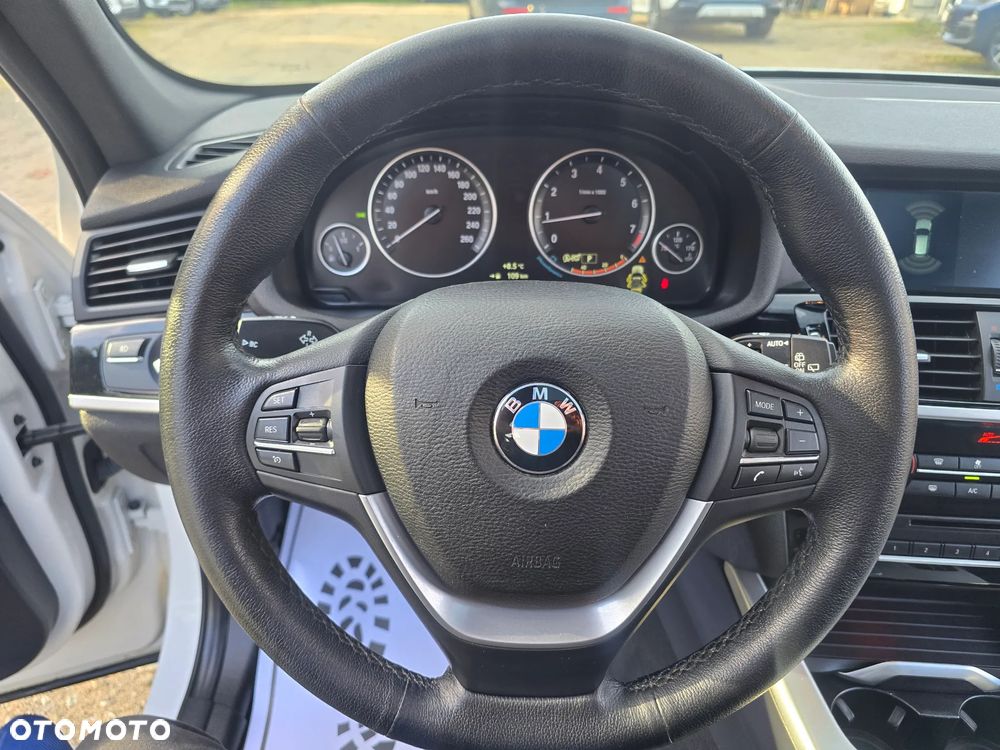 BMW X3 xDrive28i xLine - 27