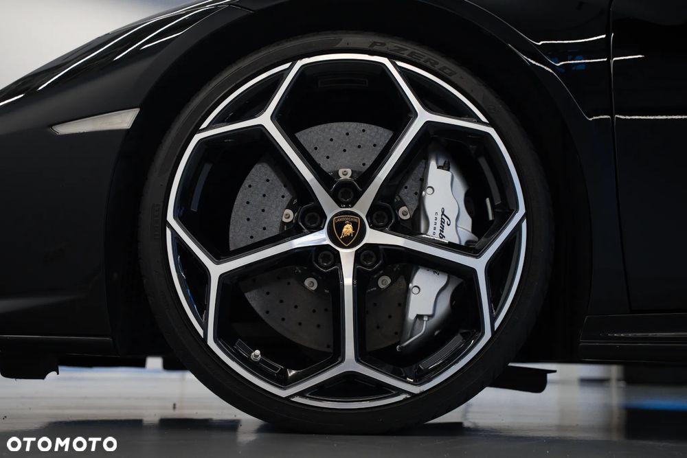 Lamborghini Huracan - 9