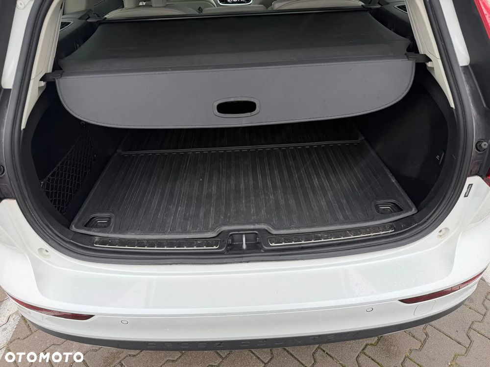 Volvo V60 Cross Country B5 B AWD Ultimate - 18