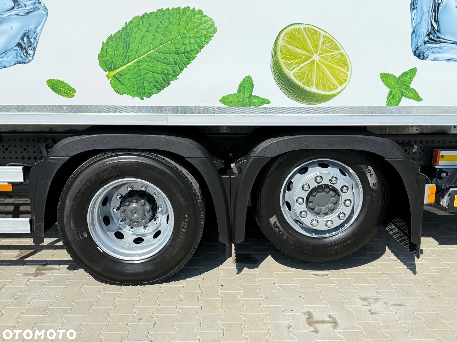 Mercedes-Benz Actros 2542 // E6 // chłodnia multitemperatura 22,5 Epal // winda // bitemperatua // świeżo z Niemiec // Idealny !!! - 16