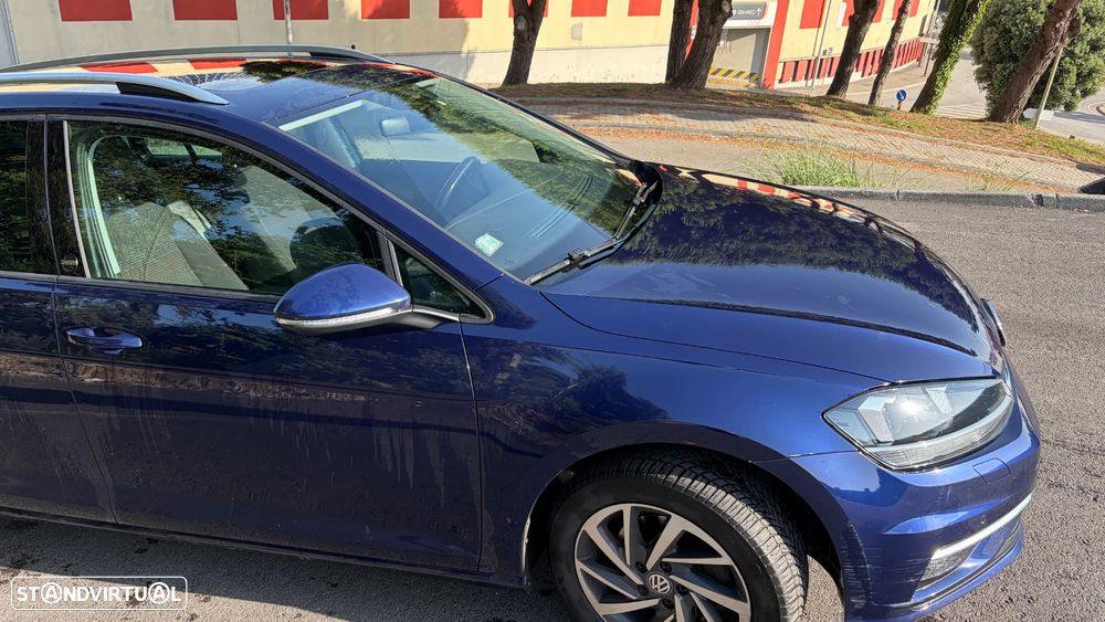 VW Golf 1.0 TSI Confortline DSG - 10