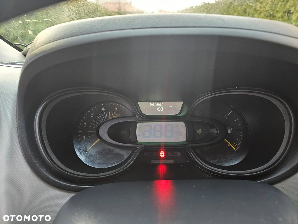 Renault Trafic - 13