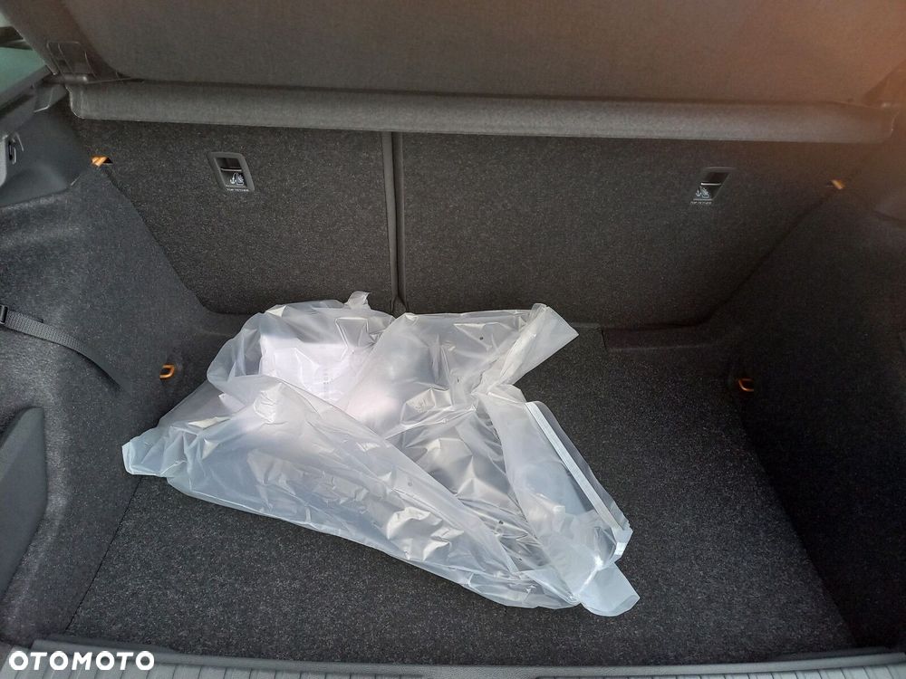 Skoda Kamiq 1.0 TSI Drive DSG - 28