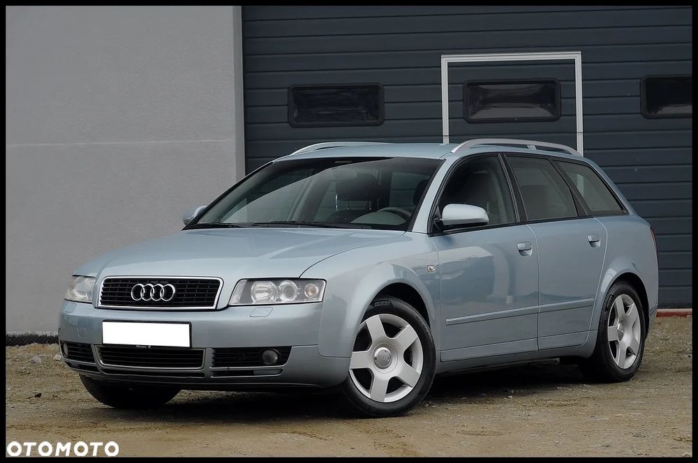 Audi A4 Avant - 11