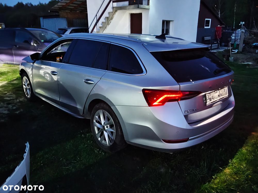 Skoda Octavia 1.5 TSI ACT Ambition - 10