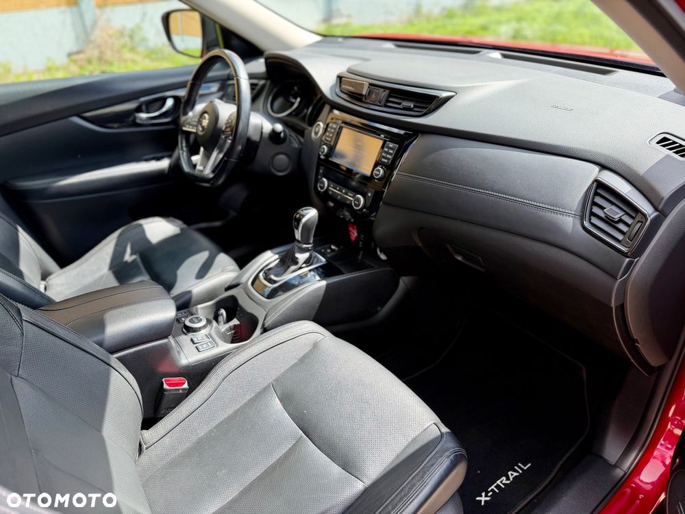 Nissan X-Trail 2.0 dCi Tekna 4WD Xtronic - 9