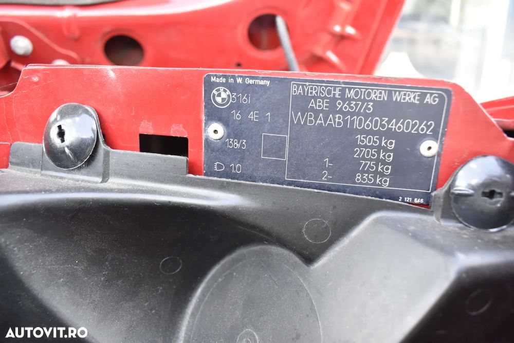 BMW Seria 3 - 36