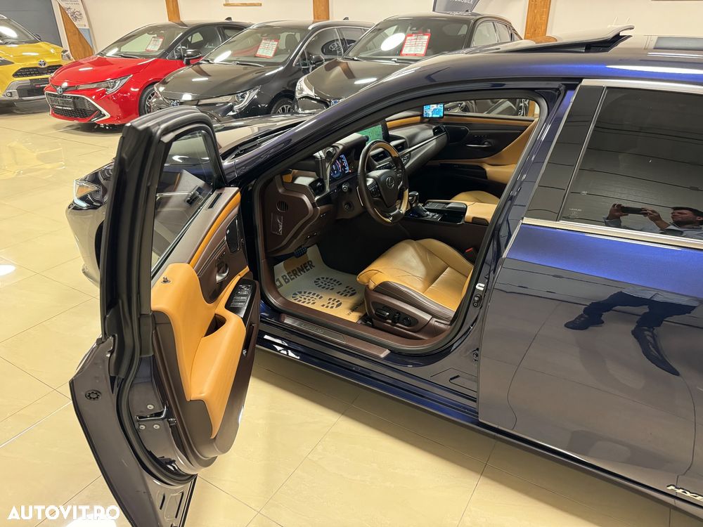 Lexus Seria ES - 6