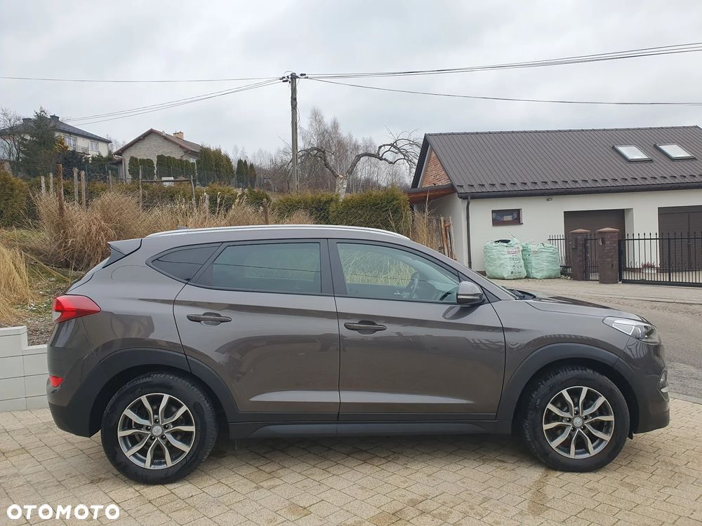 Hyundai Tucson 1.7 CRDI BlueDrive Comfort 2WD - 9