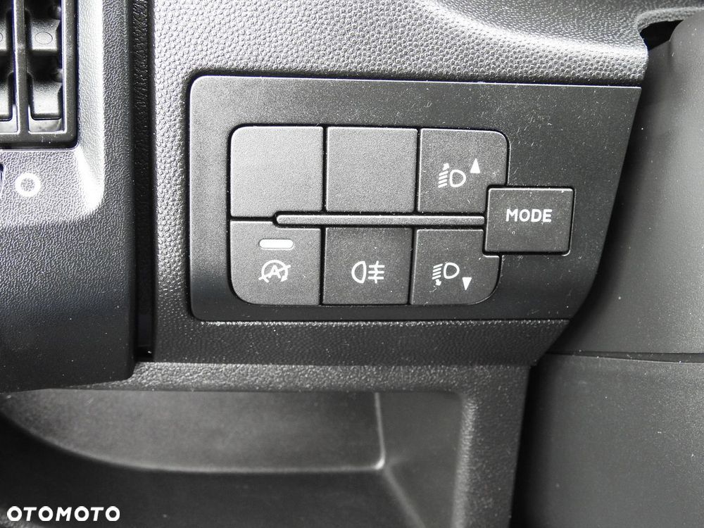 Peugeot BOXER KONTENER WINDA 8 PALET TEMPOMAT KLIMATYZACJA  140KM - 27