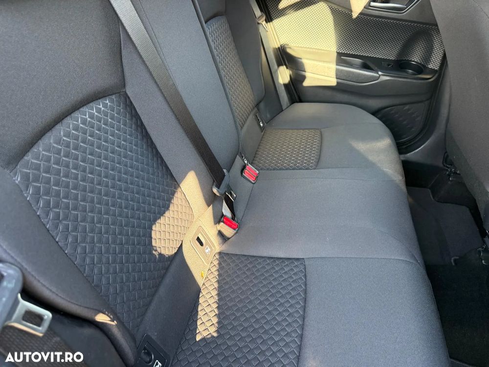 Toyota C-HR 2.0 HSD 184 CP 4x2 CVT Special Edition - 13