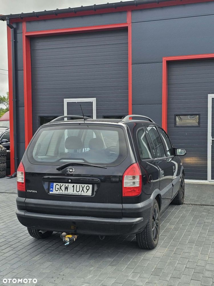Opel Zafira - 4