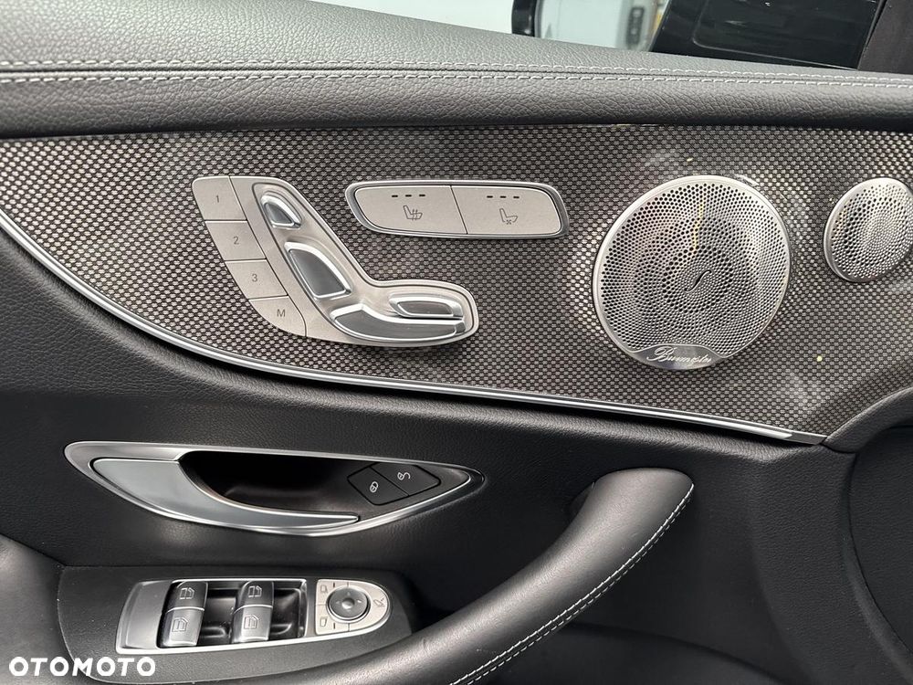 Mercedes-Benz Klasa E AMG 53 4-Matic+ 9G-TRONIC - 12