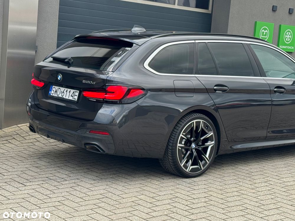 BMW Seria 5 - 28
