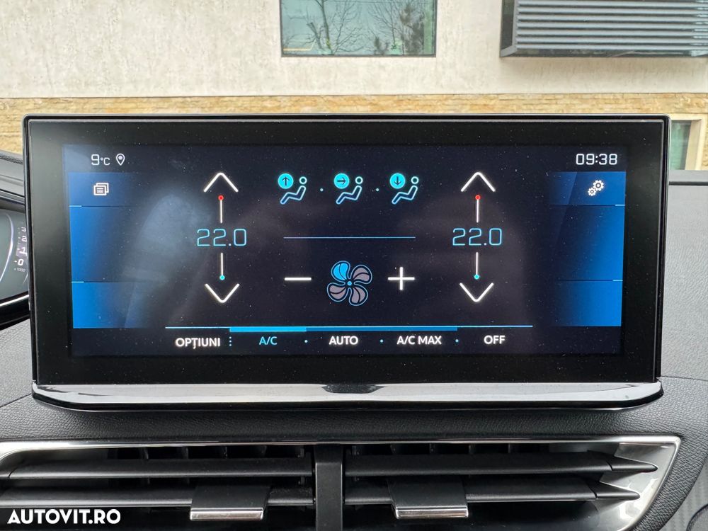 Peugeot 3008 PureTech 130 Stop & Start GPF EAT8 Allure - 4