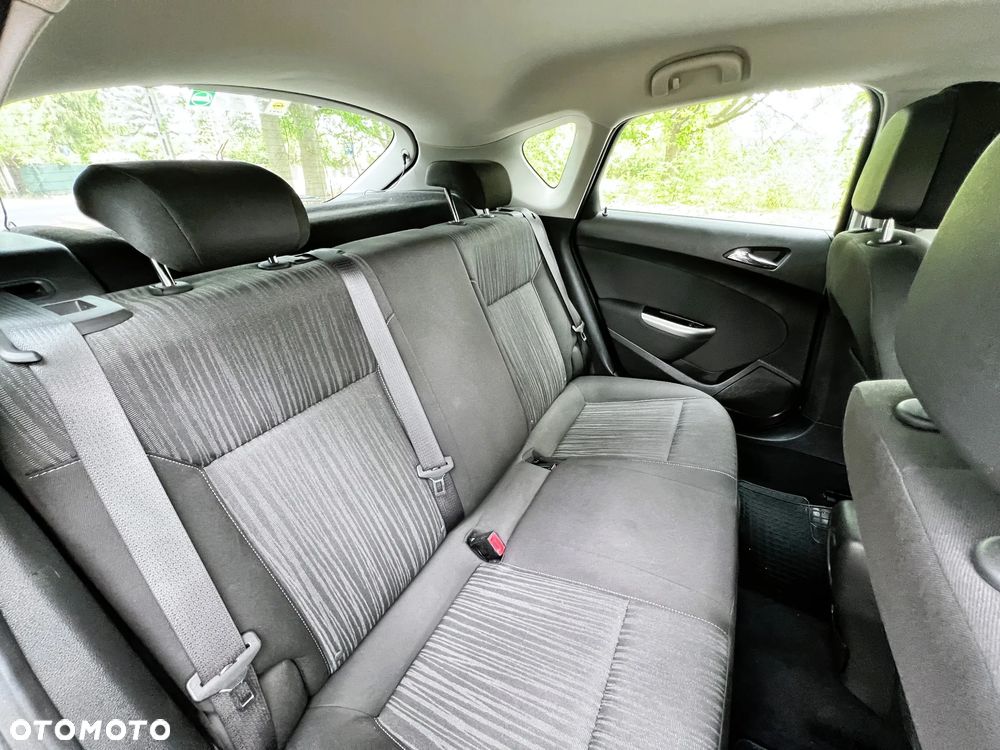 Opel Astra - 13