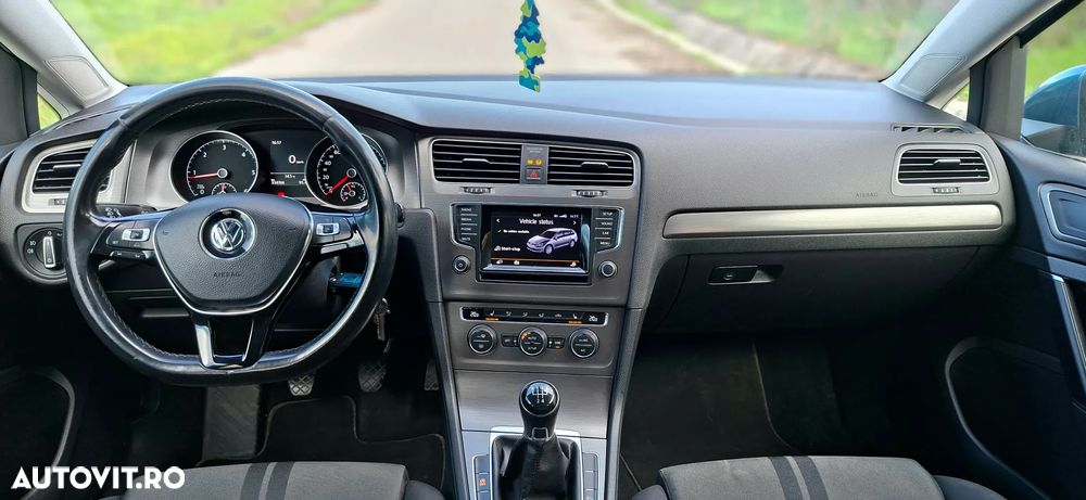 Volkswagen Golf 1.6 TDI DPF BlueMotion Technology Highline - 5