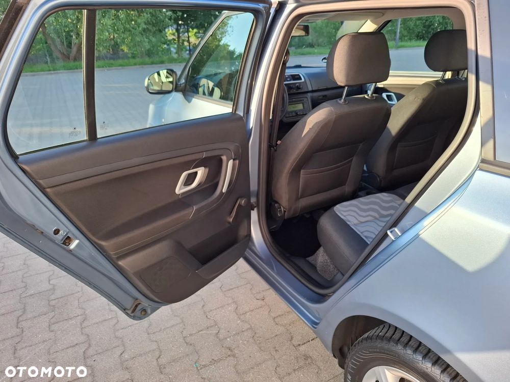 Skoda Fabia 1.4 16V Comfort - 20