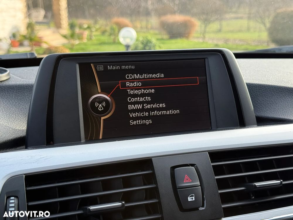 BMW Seria 3 320d Aut. - 19