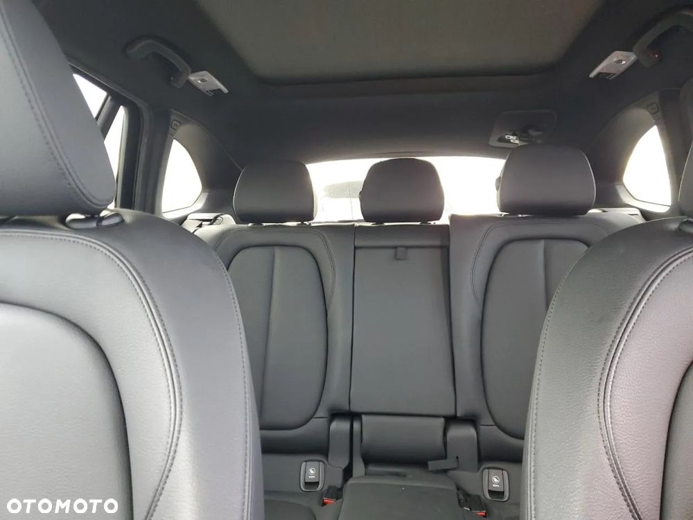 BMW X1 xDrive25i Sport Line - 9
