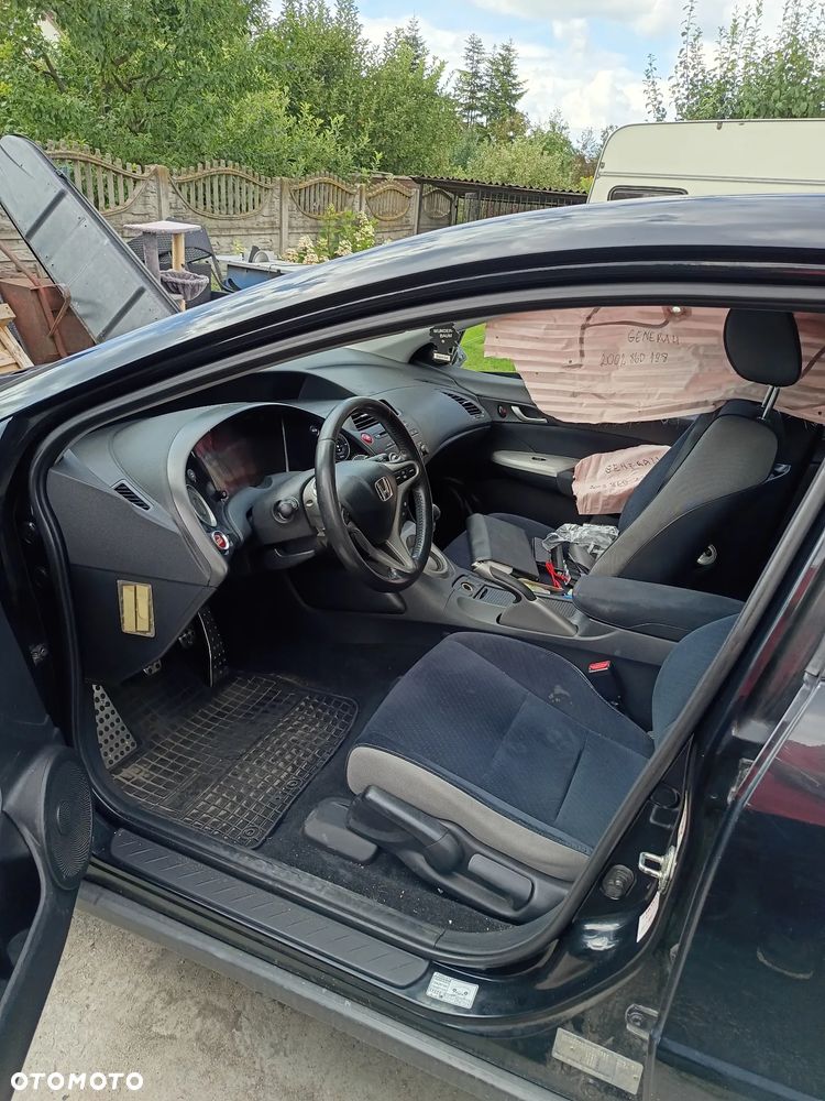 Honda Civic 1.8 Comfort - 10