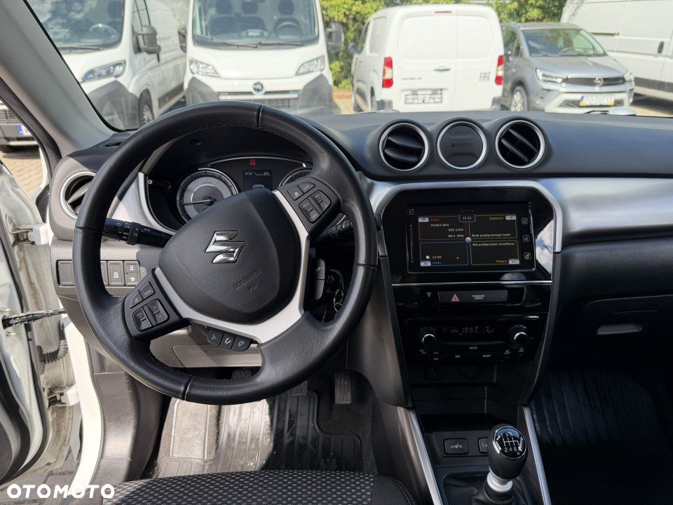Suzuki Vitara - 11