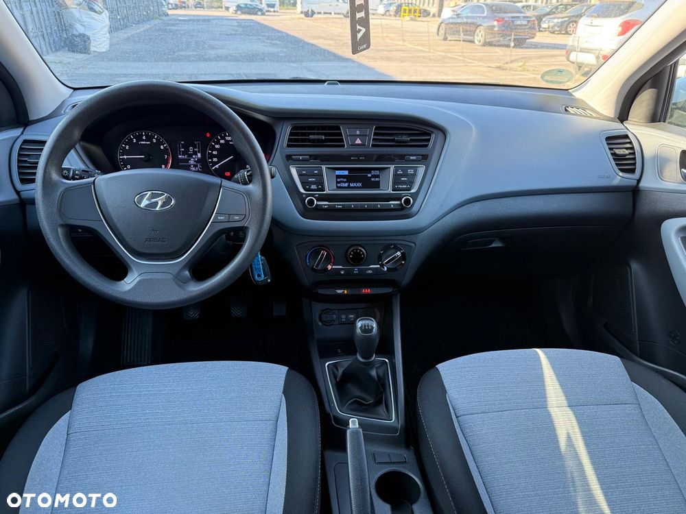 Hyundai i20 1.2 Select - 27