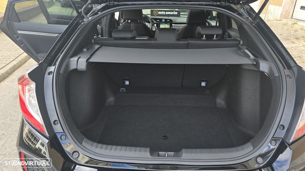 Honda Civic 1.5 i-VTEC Sport Plus - 26