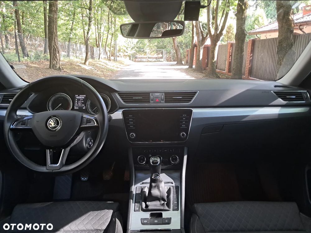 Skoda Superb 1.5 TSI Ambition - 23