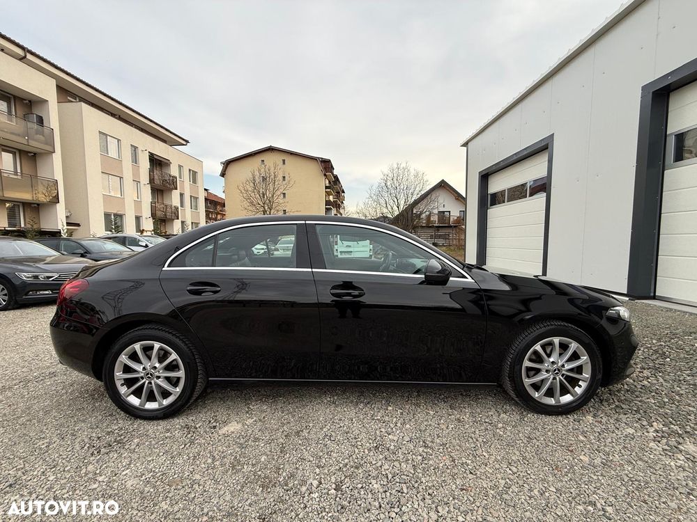 Mercedes-Benz A 200 Sedan 7G-DCT Edition 19 - 12
