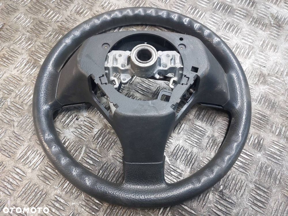 KIEROWNICA + PODUSZKA TOYOTA COROLLA VERSO II - 9