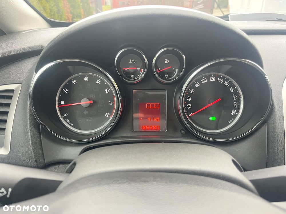 Opel Astra 1.6 150 Jahre - 19