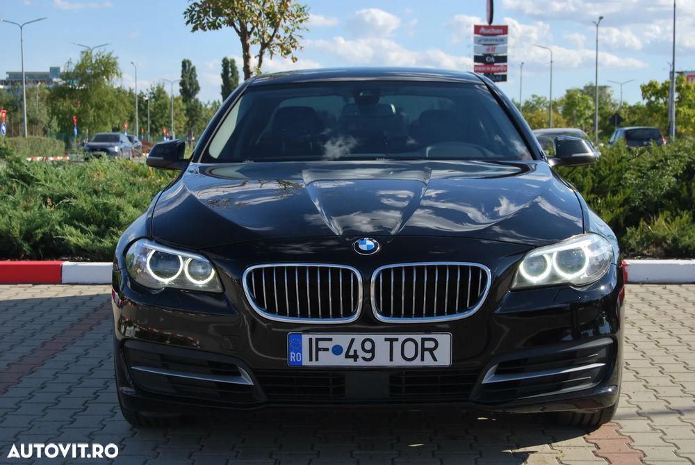 BMW Seria 5 520d Aut. - 24