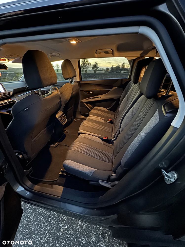 Peugeot 5008 1.2 PureTech Active S&S - 16