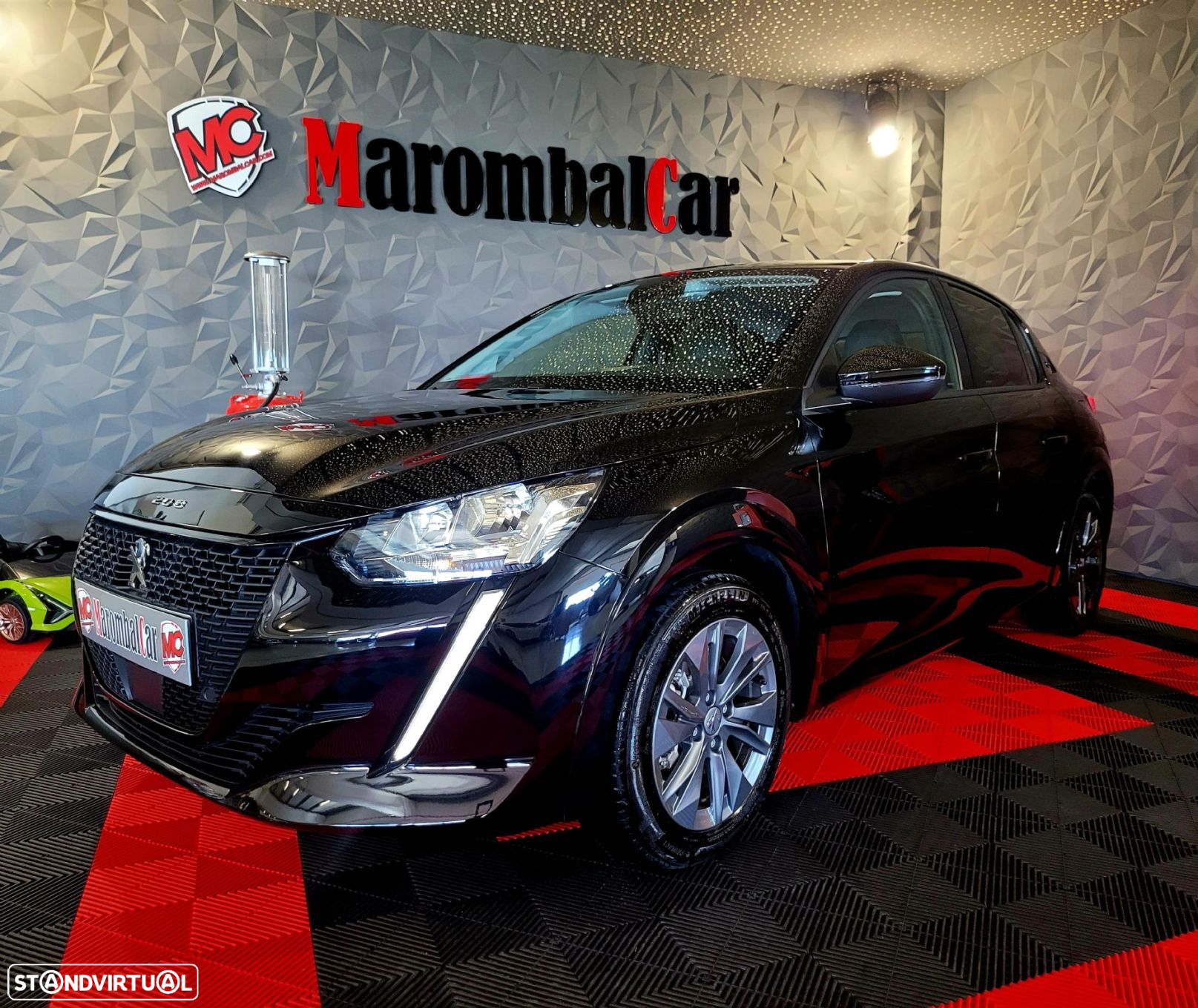 Peugeot e-208 Allure - 12
