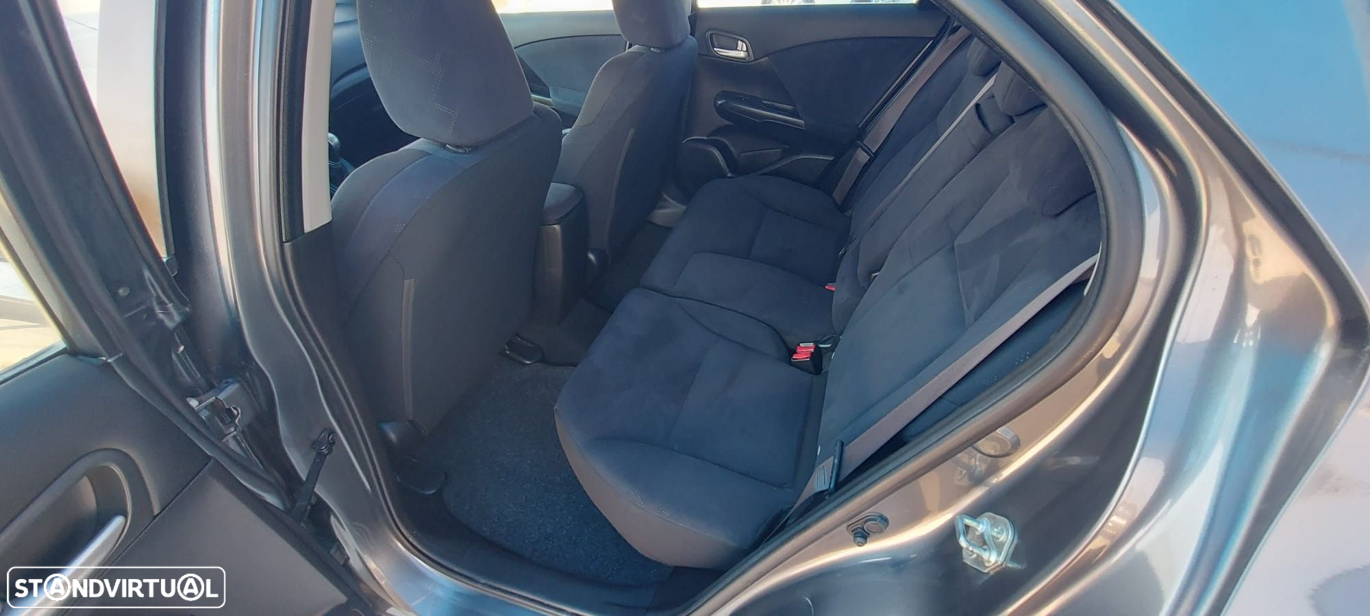 Honda Civic 1.6 i-DTEC Sport - 13