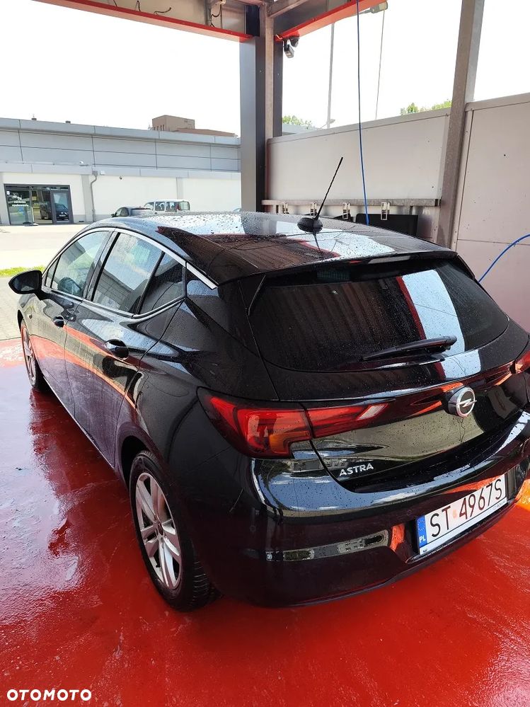Opel Astra 1.2 T Elegance S&S - 10