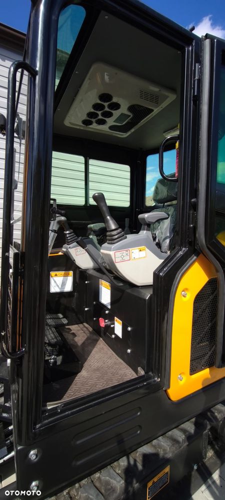 Inny NOWA MINIKOPARKA 2.2T TE20 - 19