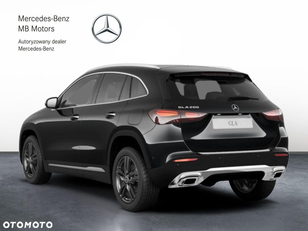 Mercedes-Benz GLA - 6
