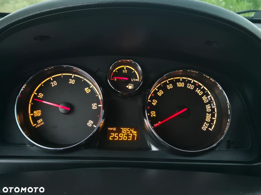 Opel Antara 2.2 CDTI Design Edition - 32