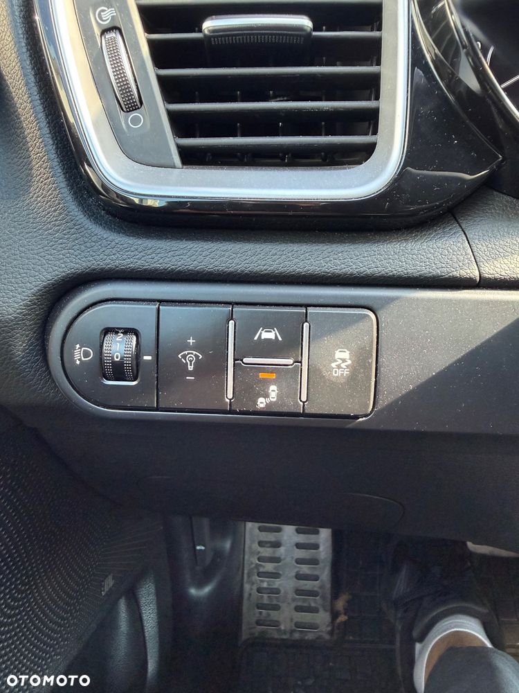 Kia Ceed 1.5 T-GDI GT-Line DCT - 16