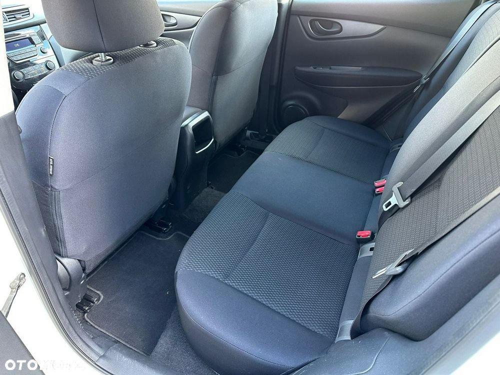 Nissan Qashqai - 11