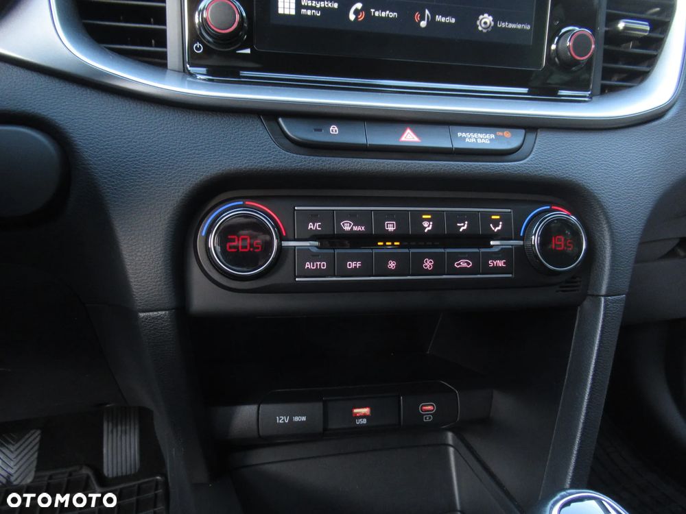 Kia Ceed 1.5 T-GDI M - 18