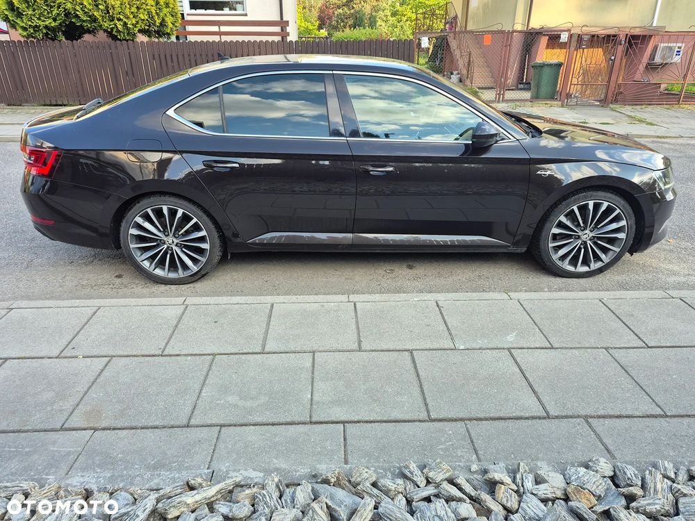 Skoda Superb 2.0 TSI 4x4 L&K DSG - 6