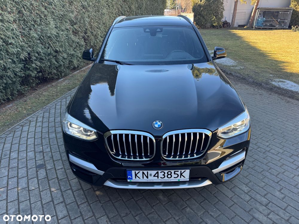 BMW X3 xDrive30i GPF Luxury Line - 4